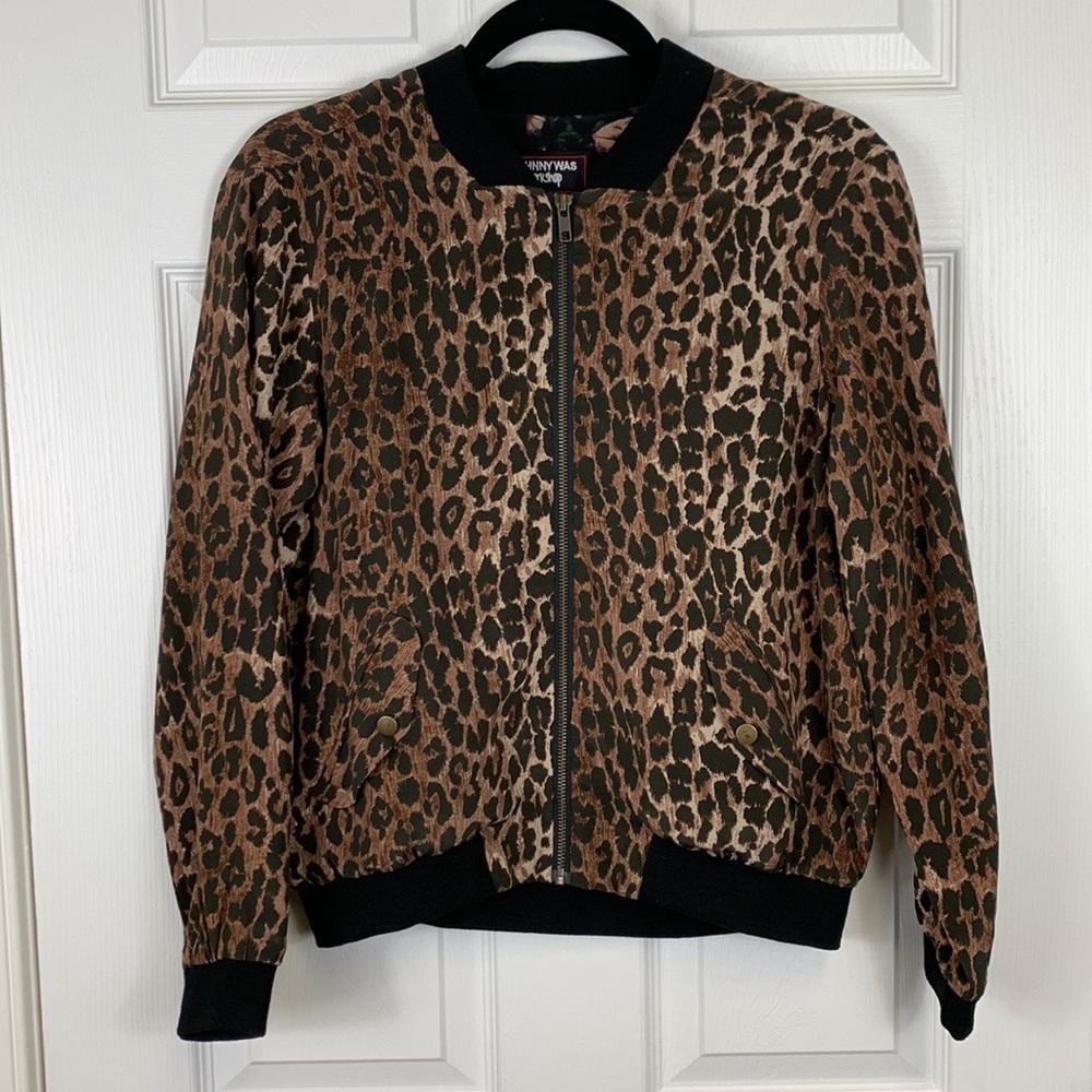 Johnny Was 100% silk leopard bomber jacket sz xs - Picture 4 of 12